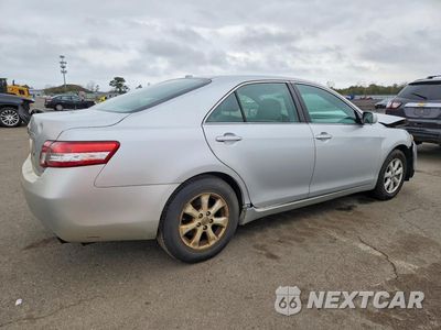 Trzecie zdjęcie samochodu z tyłu: 2011 TOYOTA CAMRY VIN:4T1BF3EK9AU084392 - miniatura