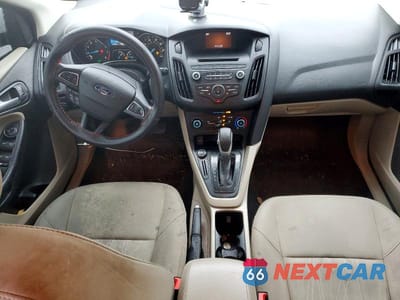 Zdjęcie 8 z 12 samochodu: 2017 FORD FOCUS SE VIN:1FADP3K20HL246544 - miniatura