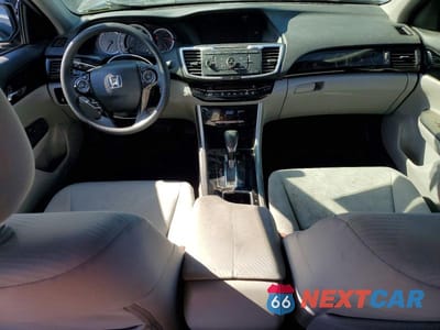 Zdjęcie 8 z 12 samochodu: 2017 HONDA ACCORD LX VIN:1HGCR2F31HA233182 - miniatura