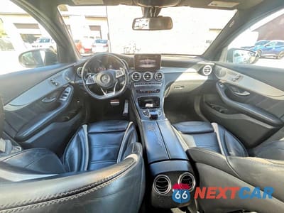 Piąte zdjęcie samochodu w środku: 2019 MERCEDES-BENZ GLC COUPE 63 S 4MATIC AMG VIN:WDC0J8KB8KF549904 - miniatura