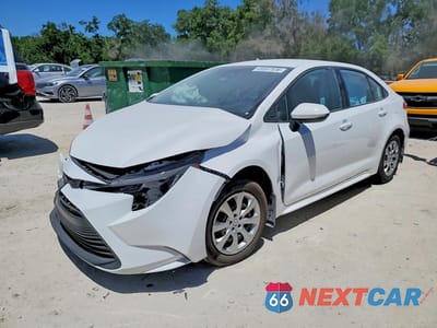 2026 TOYOTA COROLLA LE 5YFB4MDE5TP365746 - główne zdjęcie licytacji z USA - miniatura