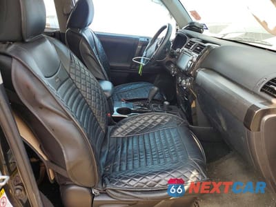 Zdjęcie 7 z 13 samochodu: 2016 TOYOTA 4RUNNER TRAIL VIN:JTEBU5JR1G5389988 - miniatura