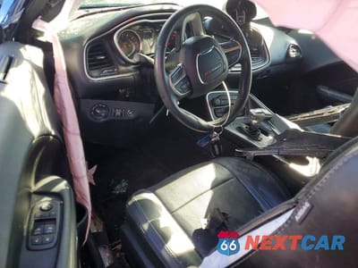 Zdjęcie 8 z 11 samochodu: 2016 DODGE CHALLENGER SXT VIN:2C3CDZAG2GH289751 - miniatura