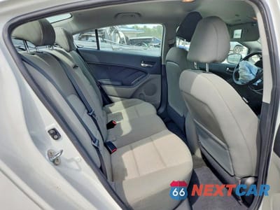 Zdjęcie 10 z 12 samochodu: 2014 KIA FORTE EX VIN:KNAFX4A82E5169199 - miniatura