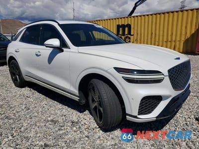 Czwarte zdjęcie samochodu z boku: 2023 GENESIS GV70 2.5T STANDARD VIN:KMUMADTB2PU096328 - miniatura