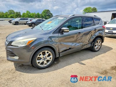2015 FORD ESCAPE TITANIUM 1FMCU0J95FUB45546 - główne zdjęcie licytacji z USA - miniatura