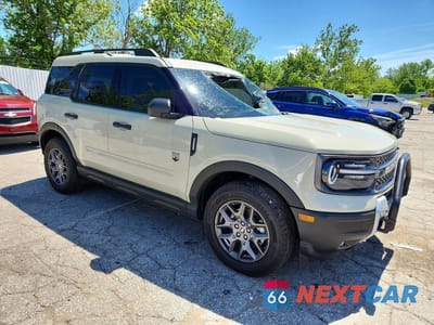 Czwarte zdjęcie samochodu z boku: 2025 FORD BRONCO SPORT BIG BEND VIN:3FMCR9BN0SRE15043 - miniatura