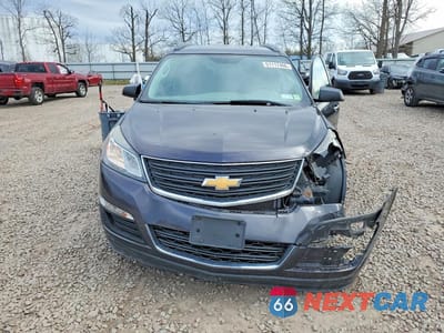 Piąte zdjęcie samochodu w środku: 2016 CHEVROLET TRAVERSE LS VIN:1GNKVFED9GJ330871 - miniatura