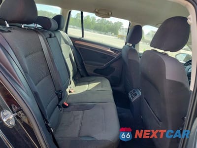 Zdjęcie 10 z 12 samochodu: 2019 VOLKSWAGEN GOLF SPORTWAGEN S VIN:3VWY57AU8KM512861 - miniatura