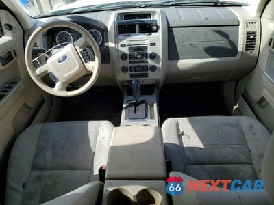 Zdjęcie 8 z 13 samochodu: 2010 FORD ESCAPE XLT VIN:1FMCU9DG3AKB42826 - miniatura