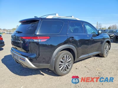 Trzecie zdjęcie samochodu z tyłu: 2025 NISSAN PATHFINDER SL VIN:5N1DR3CD4SC230595 - miniatura