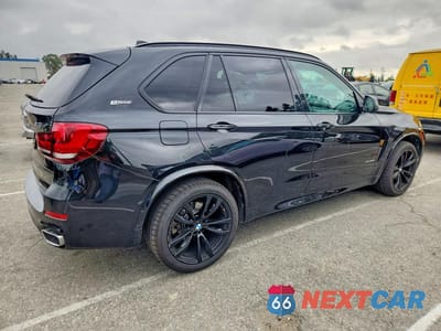Trzecie zdjęcie samochodu z tyłu: 2018 BMW X5 XDR40E VIN:5UXKT0C55J0W01573 - miniatura