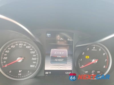 Zdjęcie 9 z 12 samochodu: 2016 MERCEDES-BENZ C 300 4MATIC VIN:55SWF4KB0GU100799 - miniatura