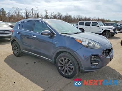 Czwarte zdjęcie samochodu z boku: 2019 KIA SPORTAGE EX VIN:KNDPNCAC6K7606066 - miniatura