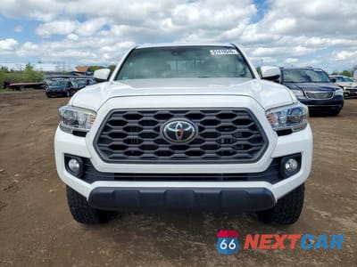 Piąte zdjęcie samochodu w środku: 2020 TOYOTA TACOMA TRD OFF-ROAD VIN:3TMCZ5AN8LM368860 - miniatura