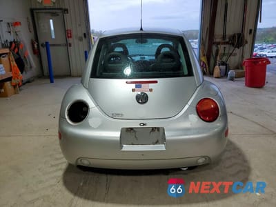 Zdjęcie 6 z 12 samochodu: 2001 VOLKSWAGEN NEW BEETLE GLS VIN:3VWCK21C71M423052 - miniatura