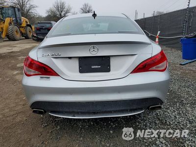 Zdjęcie 6 z 12 samochodu: 2014 MERCEDES-BENZ CLA 250 VIN:WDDSJ4EB8EN049261 - miniatura
