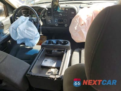 Zdjęcie 8 z 12 samochodu: 2008 CHEVROLET SILVERADO K1500 VIN:2GCEK190681224852 - miniatura