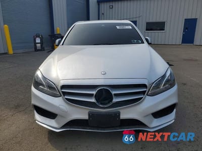 Piąte zdjęcie samochodu w środku: 2016 MERCEDES-BENZ E 350 4MATIC VIN:WDDHF8JB6GB230274 - miniatura