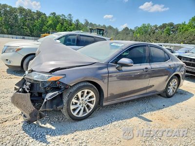 2023 TOYOTA CAMRY LE 4T1C11AK3PU830423 - główne zdjęcie licytacji z USA - miniatura