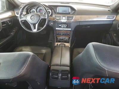 Zdjęcie 8 z 12 samochodu: 2014 MERCEDES-BENZ E 550 4MATIC VIN:WDDHF9BB4EA897528 - miniatura
