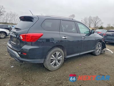 Trzecie zdjęcie samochodu z tyłu: 2018 NISSAN PATHFINDER S VIN:5N1DR2MM6JC629371 - miniatura