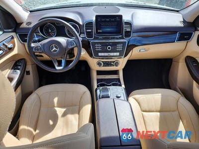 Zdjęcie 8 z 12 samochodu: 2017 MERCEDES-BENZ GLE 350 4MATIC VIN:4JGDA5HB0HA877817 - miniatura
