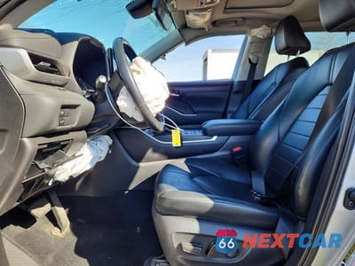 Zdjęcie 7 z 13 samochodu: 2022 TOYOTA HIGHLANDER XLE VIN:5TDGZRBHXNS571513 - miniatura