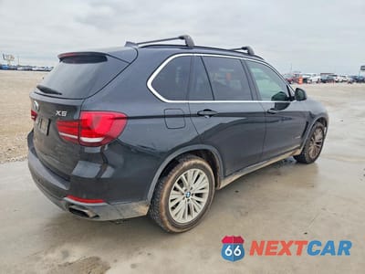Trzecie zdjęcie samochodu z tyłu: 2015 BMW X5 XDRIVE50I VIN:5UXKR6C53F0J76069 - miniatura
