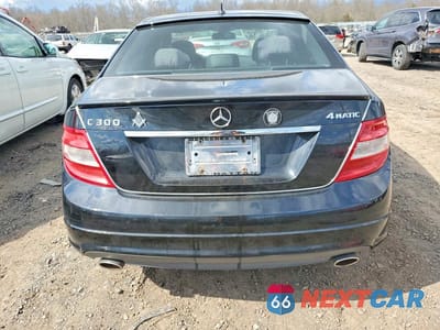 Zdjęcie 6 z 11 samochodu: 2011 MERCEDES-BENZ C 300 4MATIC VIN:WDDGF8BB2BR175798 - miniatura