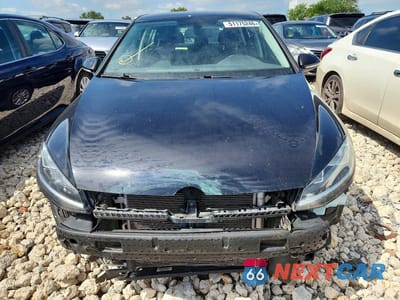Piąte zdjęcie samochodu w środku: 2019 VOLKSWAGEN GOLF S VIN:3VWG57AU8KM013182 - miniatura
