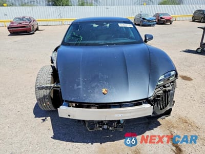 Piąte zdjęcie samochodu w środku: 2022 PORSCHE TAYCAN VIN:WP0AA2Y15NSA12248 - miniatura
