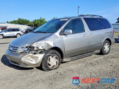 2002 TOYOTA SIENNA XLE 4T3ZF13CX2U488633 - główne zdjęcie licytacji z USA - miniatura