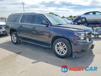 Czwarte zdjęcie samochodu z boku: 2016 CHEVROLET SUBURBAN C1500 LS VIN:1GNSCGKC0GR363198 - miniatura