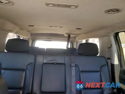 Zdjęcie 10 z 14 samochodu: 2016 CHEVROLET SUBURBAN K1500 LT VIN:1GNSKHKC3GR245638 - miniatura