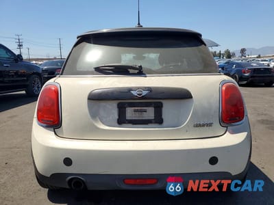 Zdjęcie 6 z 12 samochodu: 2017 MINI COOPER VIN:WMWXP5C34H2D16711 - miniatura