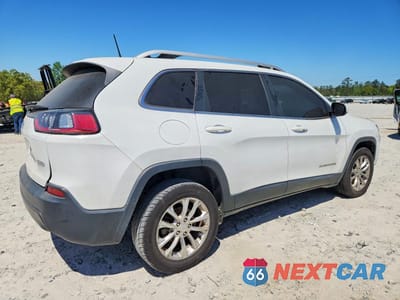 Trzecie zdjęcie samochodu z tyłu: 2019 JEEP CHEROKEE LATITUDE VIN:1C4PJLCB0KD348788 - miniatura