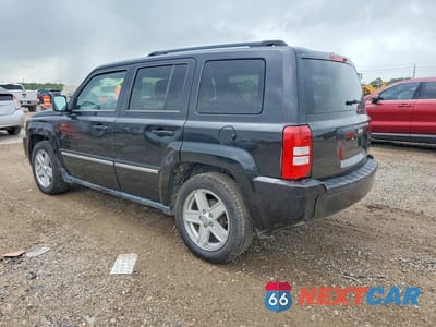 Drugie zdjęcie samochodu z przodu: 2010 JEEP PATRIOT SPORT VIN:1J4NT1GA7AD621211 - miniatura