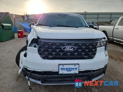 Piąte zdjęcie samochodu w środku: 2026 FORD MAVERICK XLT VIN:3FTTW8HA2TRA41273 - miniatura
