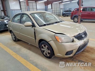 Czwarte zdjęcie samochodu z boku: 2010 KIA RIO VIN:KNADH4A37A6680453 - miniatura