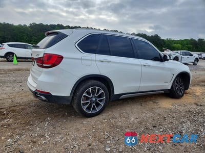 Trzecie zdjęcie samochodu z tyłu: 2018 BMW X5 SDRIVE35I VIN:5UXKR2C54J0Z20909 - miniatura