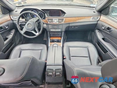Zdjęcie 8 z 12 samochodu: 2016 MERCEDES-BENZ E 350 4MATIC VIN:WDDHF8JB9GB252155 - miniatura