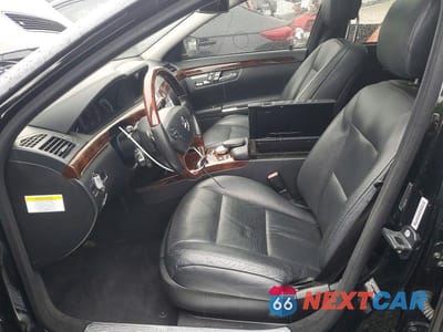 Zdjęcie 7 z 12 samochodu: 2013 MERCEDES-BENZ S 550 VIN:WDDNG7DBXDA505135 - miniatura