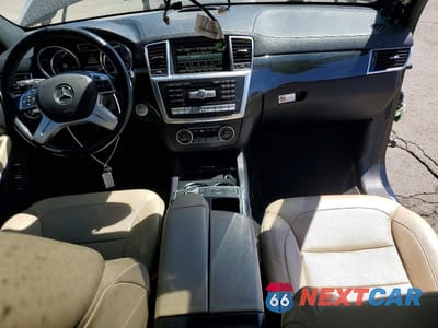 Zdjęcie 8 z 13 samochodu: 2016 MERCEDES-BENZ GL 550 4MATIC VIN:4JGDF7DE4GA642297 - miniatura