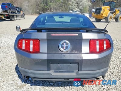 Zdjęcie 6 z 12 samochodu: 2011 FORD MUSTANG VIN:1ZVBP8AM4B5153018 - miniatura