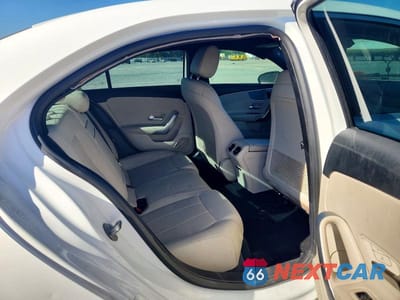 Zdjęcie 10 z 12 samochodu: 2019 MERCEDES-BENZ A 220 VIN:WDD3G4EBXKW016884 - miniatura