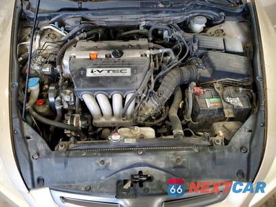 Zdjęcie 11 z 12 samochodu: 2005 HONDA ACCORD LX VIN:1HGCM56475A066394 - miniatura