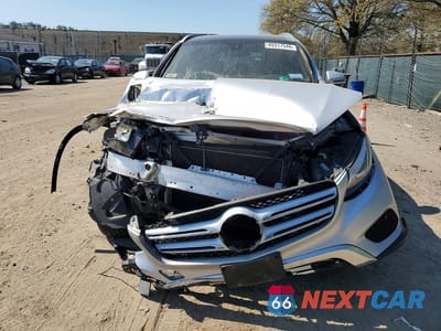 Piąte zdjęcie samochodu w środku: 2017 MERCEDES-BENZ GLC 300 4MATIC VIN:WDC0G4KB4HF260406 - miniatura