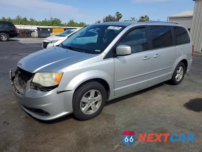 2011 DODGE GRAND CARAVAN CREW 2D4RN5DG9BR755589 - główne zdjęcie licytacji z USA - miniatura