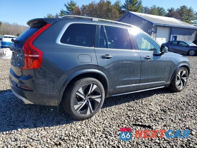 Trzecie zdjęcie samochodu z tyłu: 2016 VOLVO XC90 T6 VIN:YV4A22PK8G1072776 - miniatura